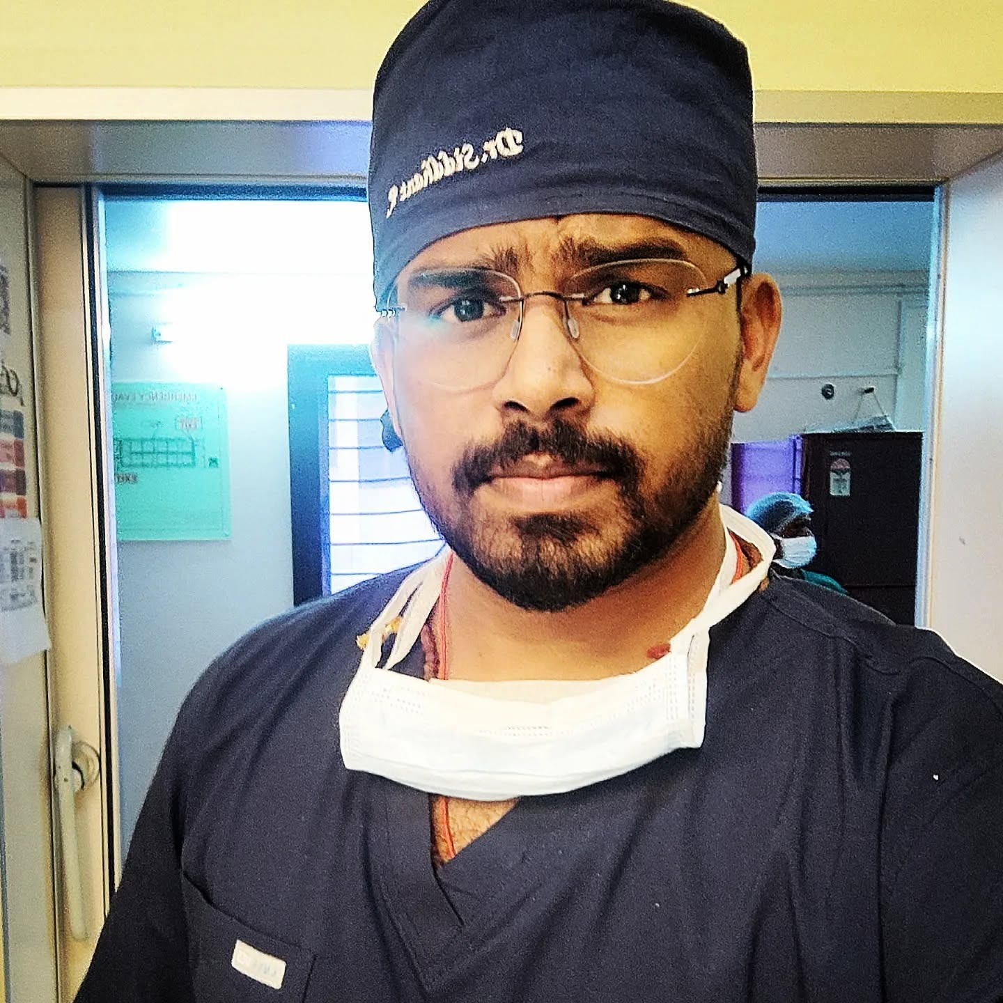 Dr. Siddhant R. V.